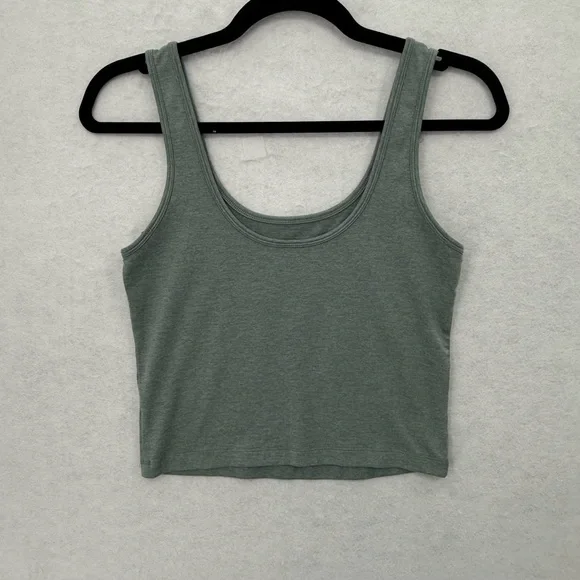 VUORI WOMEN'S HALO ESSENTIAL TANK MEDIUM VINTAGE PISTACHIO HEATHER MEDIUM - Picture 2 of 8